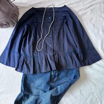 스픽 앤 스팬 spic and span 핀턱 페플럼 블라우스