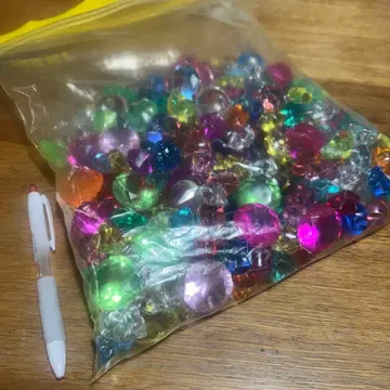 장난감 보석 많이