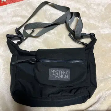 MYSTERY RANCH 미스터리 랜치 숄더백 블랙