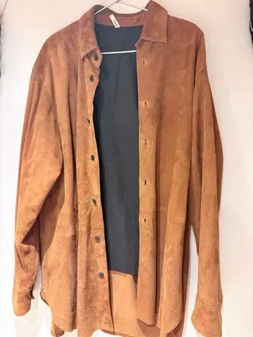 ccu 스웨이드 가죽 셔츠