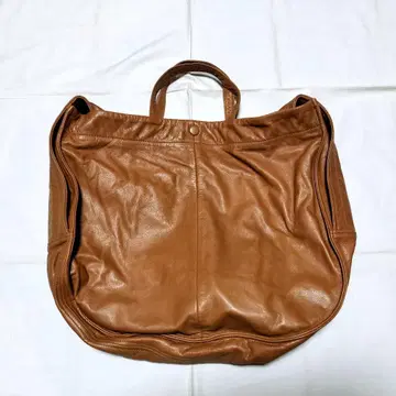CCU / COWSKIN SHOULDER BAG CAMEL 가죽