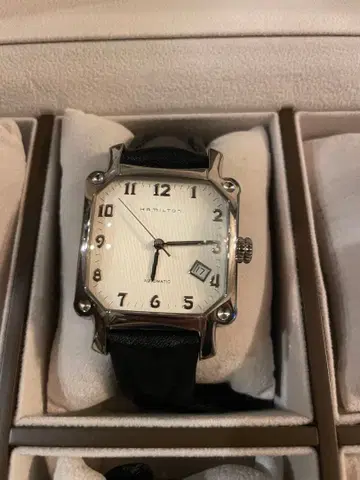 해밀턴 로이드 오토매틱