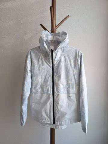 Mizuno 경량 발수 마운틴 파카