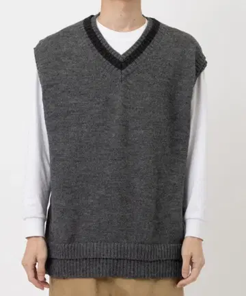 Name. FAKE RAYERED TILDEN KNIT VEST