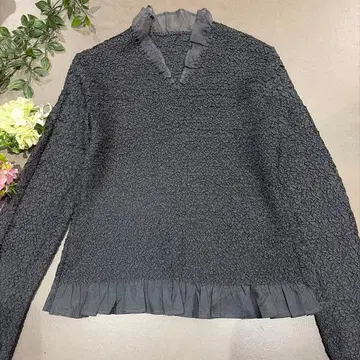 [ 새상품급 ] specchio 상의 그레이 프릴 긴팔