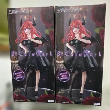 5등분의 신부 BiCute Dark 피규어 나카노 이츠키 2체 세트