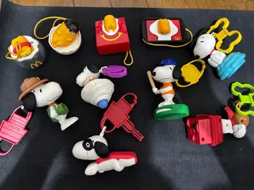 스누피 구데타마 맥도날드 피규어 세트