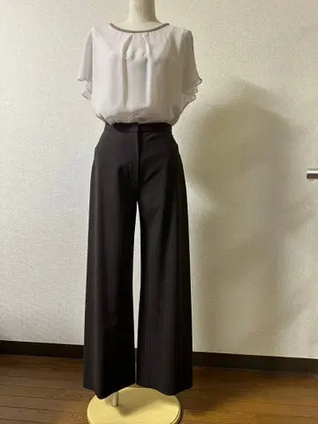 페라가모 울 개버딘 팬츠 짙은 갈색