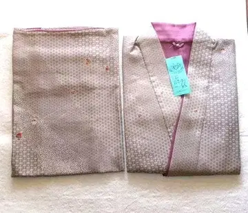 니부시키 기모노 사선 모음 코몬에 작은 원 패턴 옅은 브라운