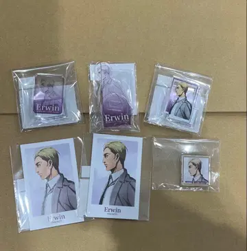 진격의 거인 온라인 복권 도 로드 로 특전 엘빈 걸음 복권 아크릴 스탠드