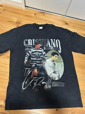 크리스티아누 호날두T셔츠 빈티지 M사이즈