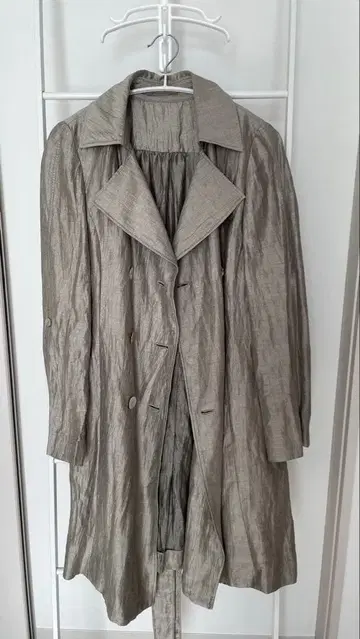 그레이 트렌치코트 허리 벨트 포함