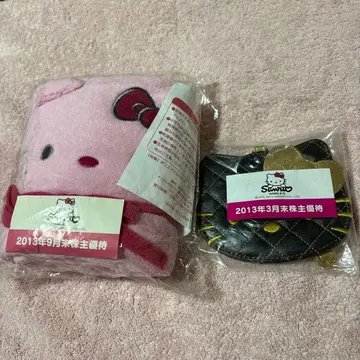 [레어] 산리오 헬로키티 2013 주주 우대 뱅글 담요, 패스 케이스