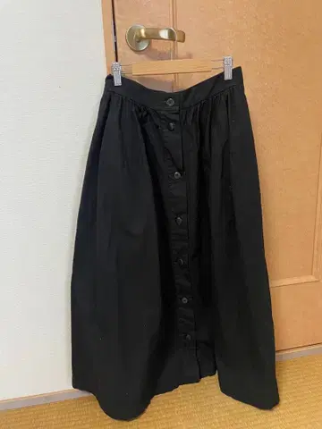 가격 인하했습니다 TIGRE BROCANTE 블랙 플레어 스커트