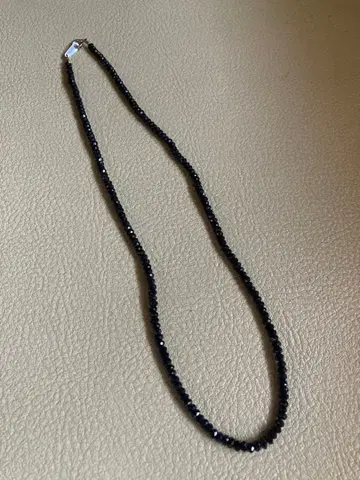 K14WG 블랙 스피넬 목걸이