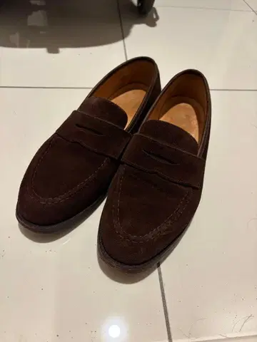 Crockett & Jones 크로켓 & 존스 BOSTON