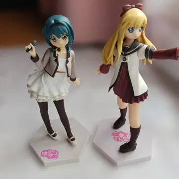 유루유리 피규어 2체 세트