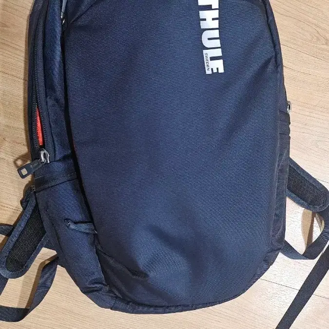 툴레(THULE) 네이비 백팩