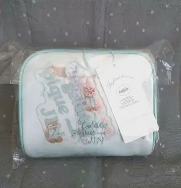 JIN gelato pique meets BEAR POUCH MINT