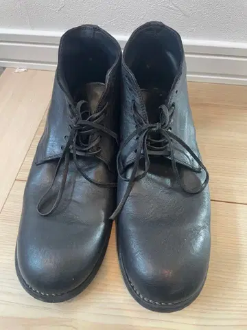 구이디 블랙 가죽 신발