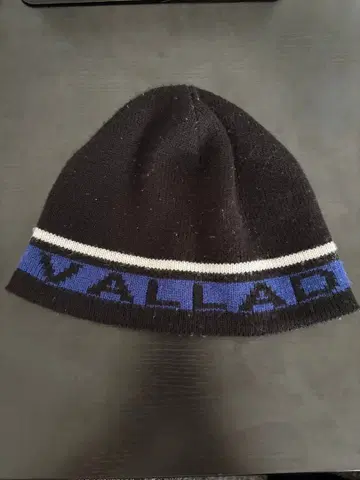 VALLAD 로고 니트 모자 비니 가격 인하 협상 가능