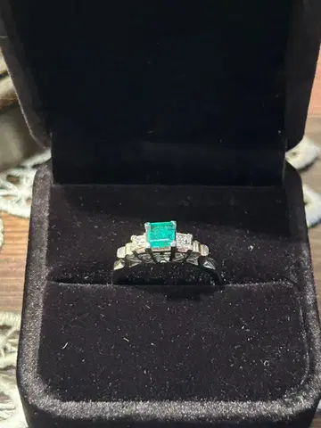 주말 가격 인하 에메랄드 다이아 플라티나 반지