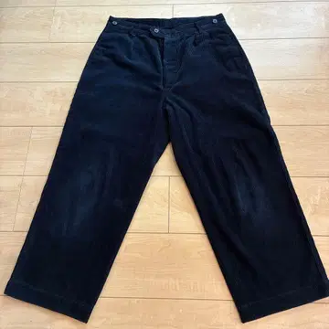 메종드소일 네이비 코듀로이 팬츠