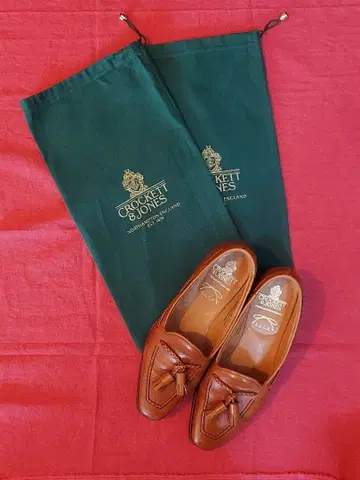 Crockett & Jones 브라운 가죽 로퍼 수납 가방 포함