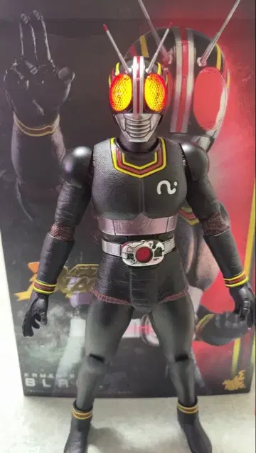 핫토이즈 가면라이더 BLACK 퀄리티