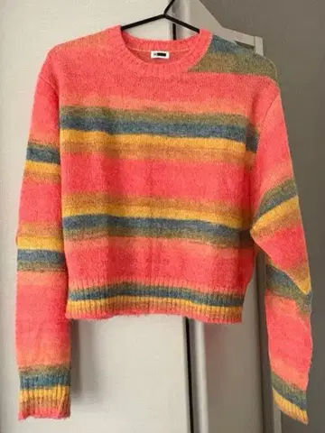 h beauty&youth 에이치 뷰티앤유스 니트