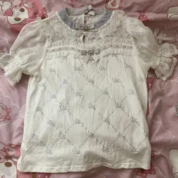 LIZLISA 리즈리사 모노그램 비쥬컷 반팔 상의