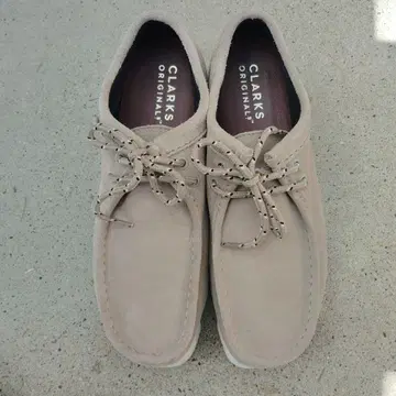 클락스 왈라비 고어텍스 비브람 밑창 스웨이드