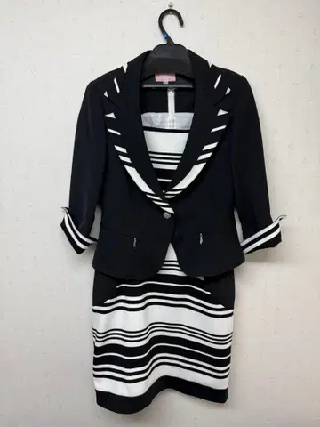 Sobre 스트라이프 수트 11AR