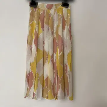 에밀리오 푸치 스커트