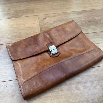 aniary 브라운 가죽 클러치백