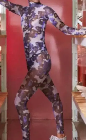 HENRIKVIBSKOV 상의