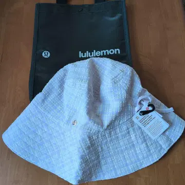 룰루레몬 체크 무늬 와이드 바게트 햇