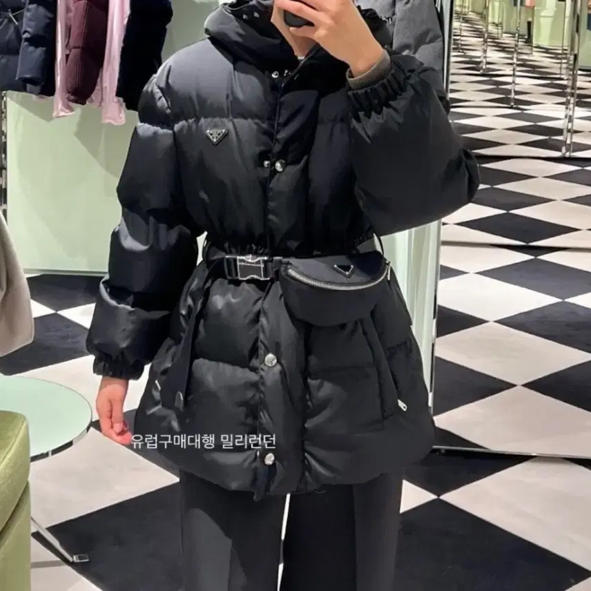프라다 리나일론 벨트 패딩 블랙 36 사진 1