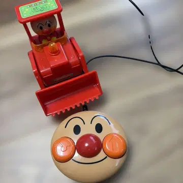 호빵맨 움직이는 휠 로더 리모컨 완구