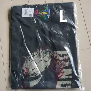 유니클로 단단 타카쿠라 켄 오카룬 T셔츠 L 사이즈 블랙