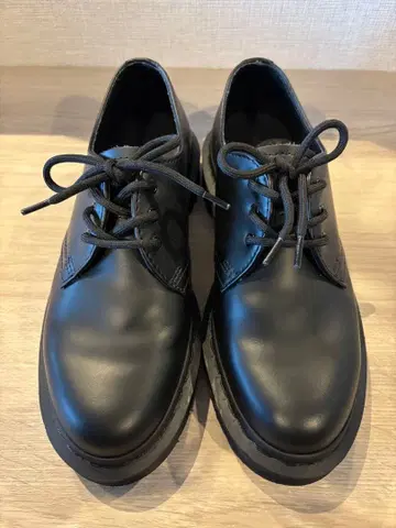 [닥터마틴] 1461 모노 3홀 슈즈 UK4