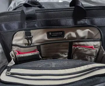 Victorinox 블랙 비즈니스 백