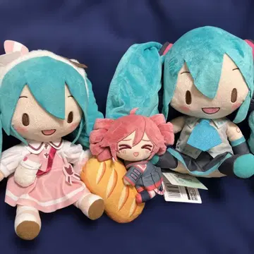 하츠네 미쿠 & 카사네 테토 후와푸치 봉제 인형 3종 세트