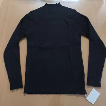 멜로즈 클레르 보틀넥 풀오버