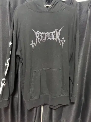 REFLEM 후드티