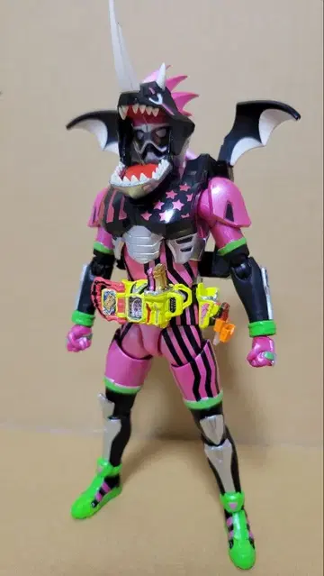 S.H.Figuarts 가면라이더 이그제이드 헌터 액션 게이머