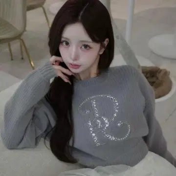 다리치 비쥬 볼륨 리브 니트탑