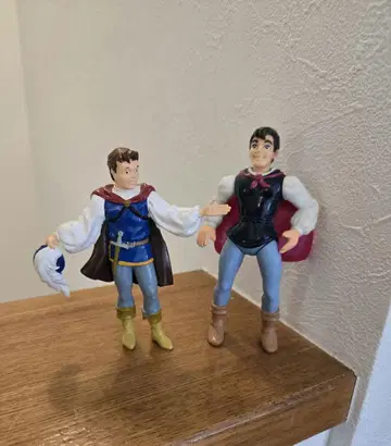 맥도날드 백설공주 왕자 PVC 피규어 아메토이 2종 세트