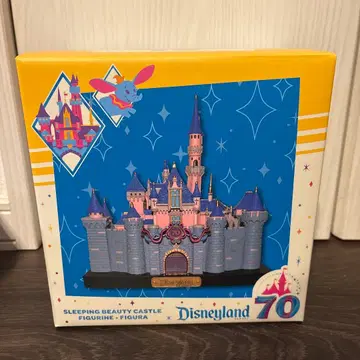 캘리포니아 디즈니 70주년 캐슬 피규어
