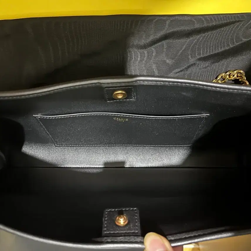 셀린느 CELINE 뉴스페이퍼백 사진 3